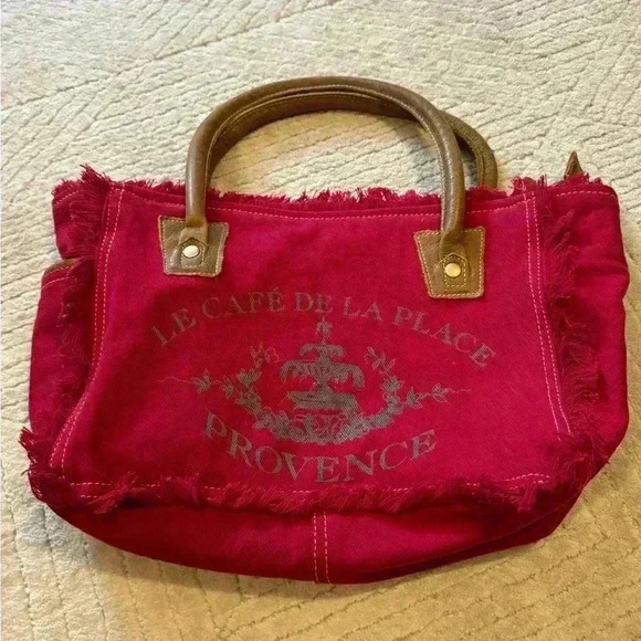 Up cycled red canvas purse - Picture 1 of 10